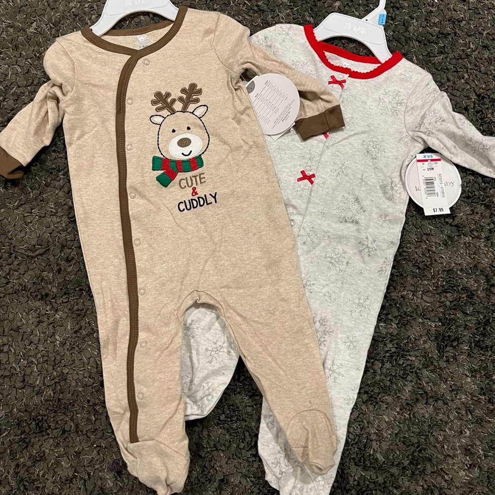 Christmas baby bundles size 3-6momths